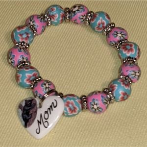 NEW "Mom" Fimo Beaded Stretch Bracelet